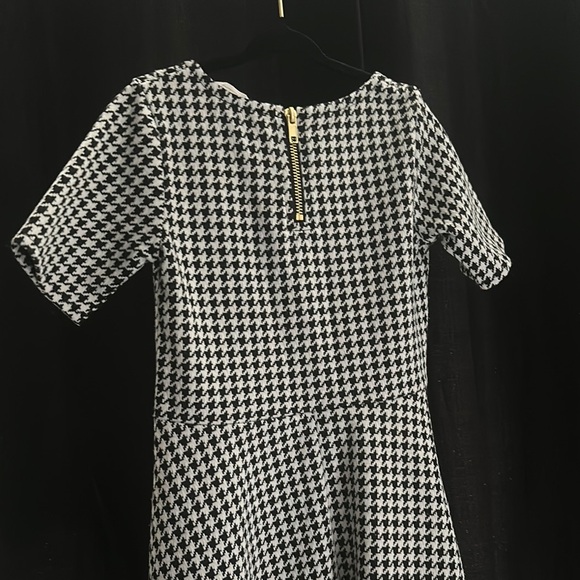 H&M Black and White Houndstooth Kids Dress - Picture 5 of 6